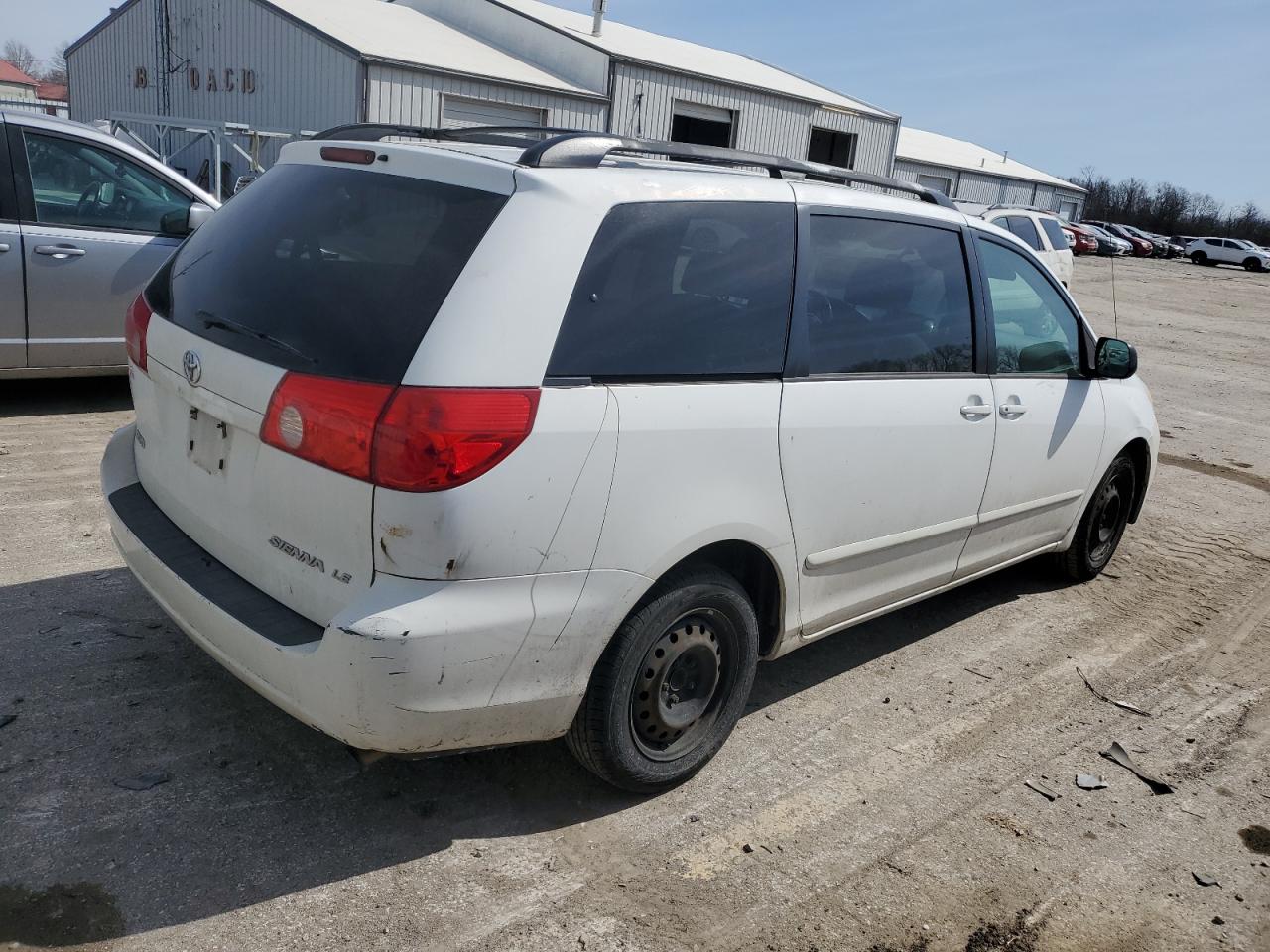 2008 Toyota Sienna - Image 3