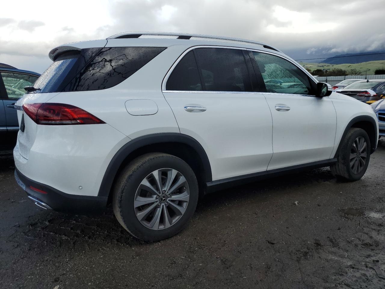2021 Mercedes-Benz GLE - Image 3