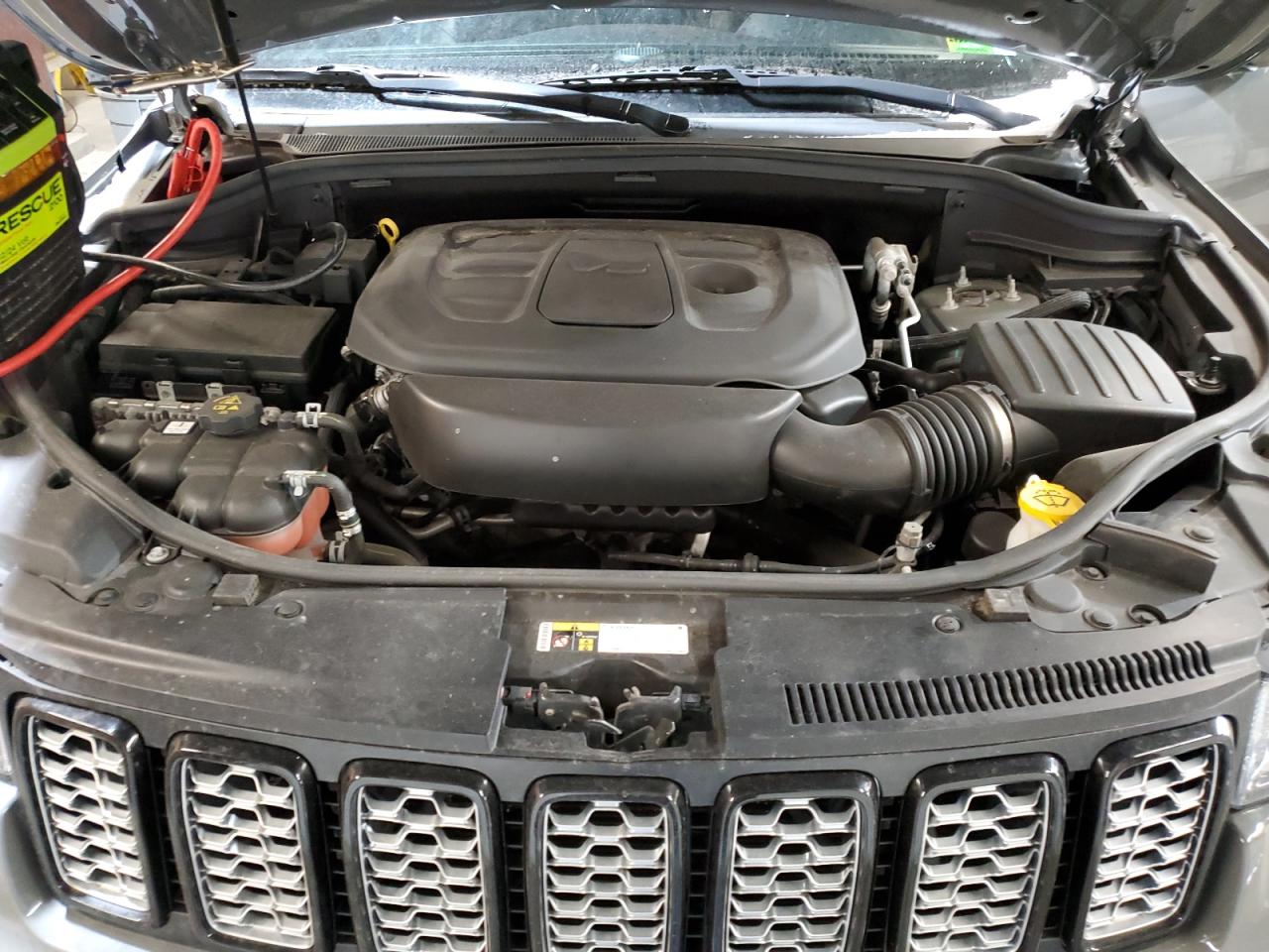2019 Jeep Grand Cherokee - Image 12