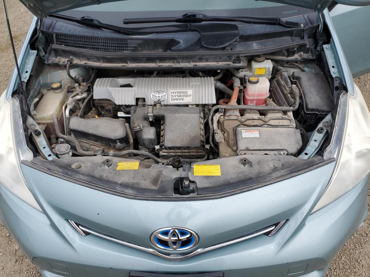 2014 Toyota Prius - Image 12