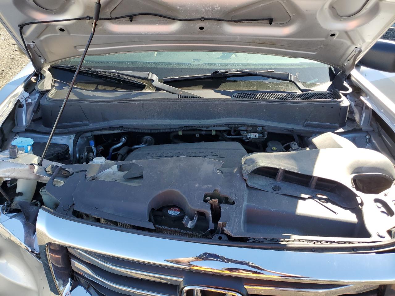 2015 Honda Pilot - Image 12