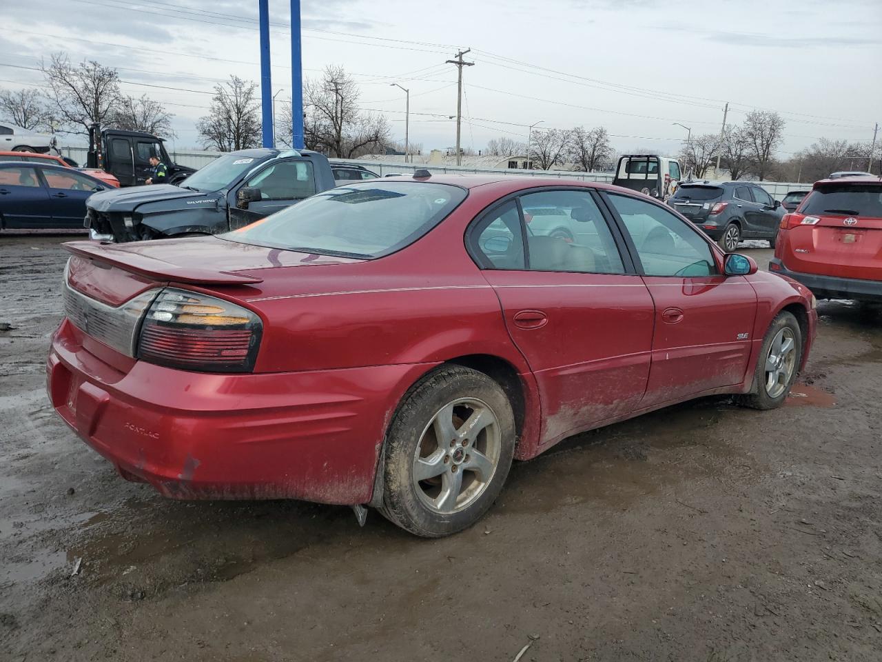 2004 Pontiac Bonneville - Image 3