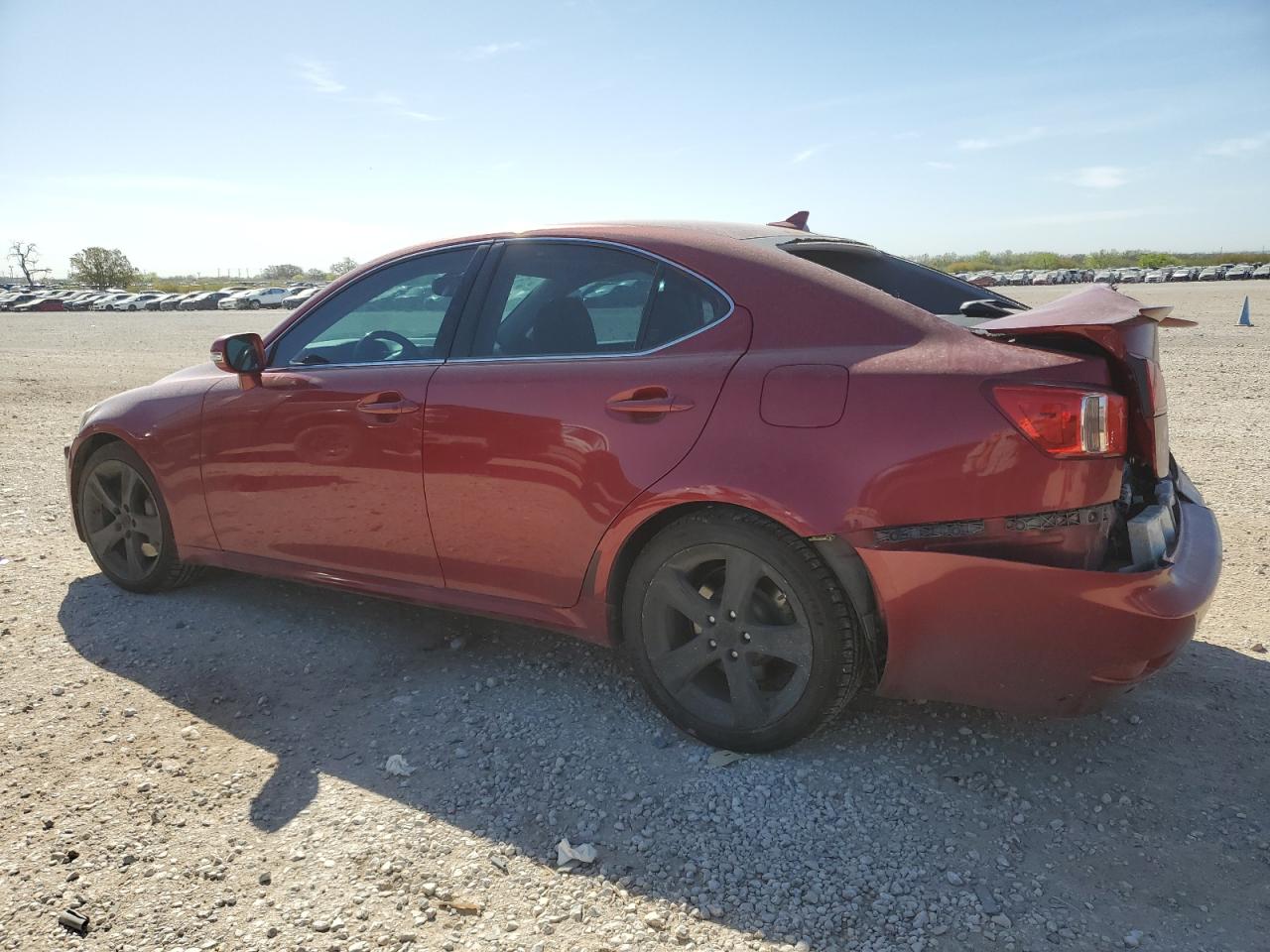 2011 Lexus IS - Image 2