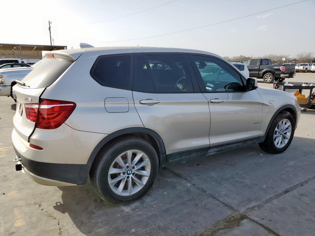 2013 BMW X3 - Image 3