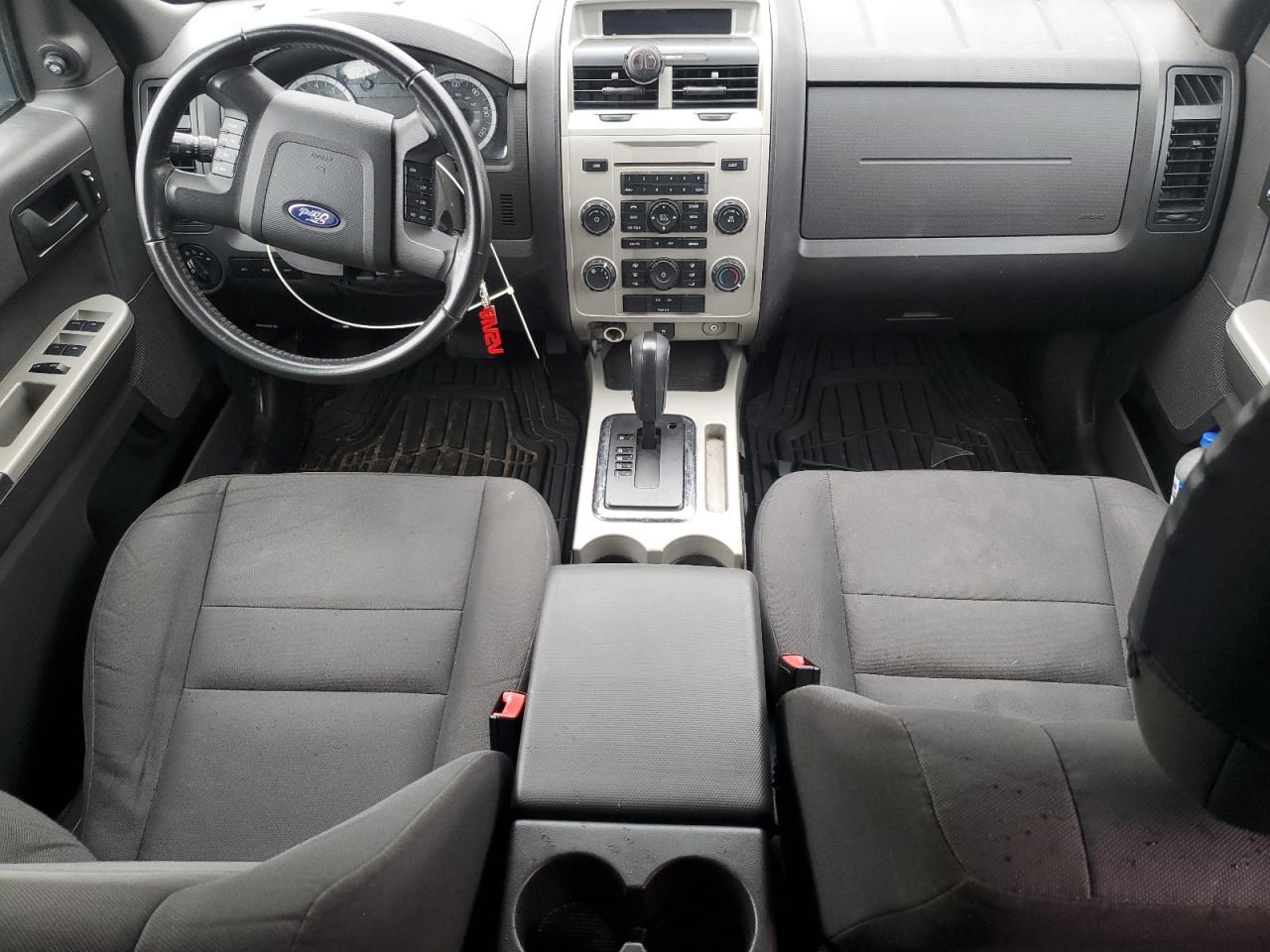 2010 Ford Escape - Image 8