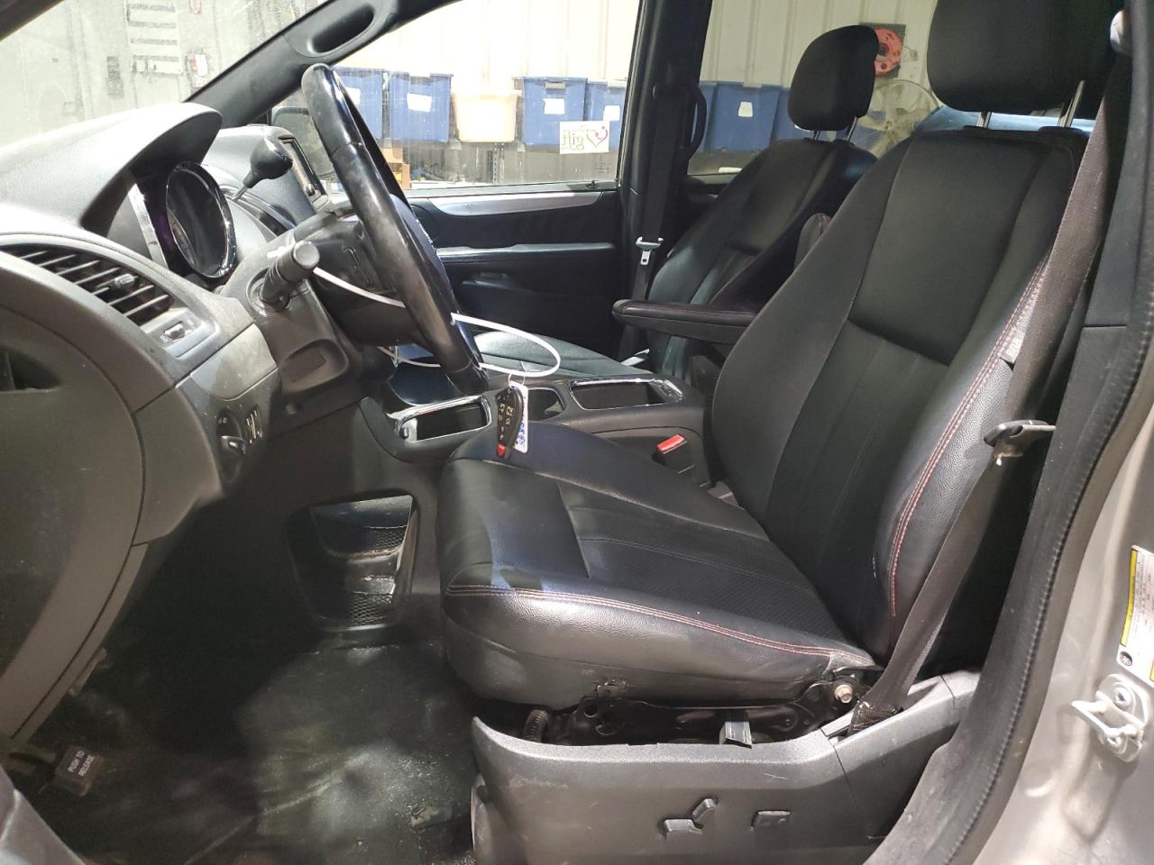 2018 Dodge Caravan - Image 7