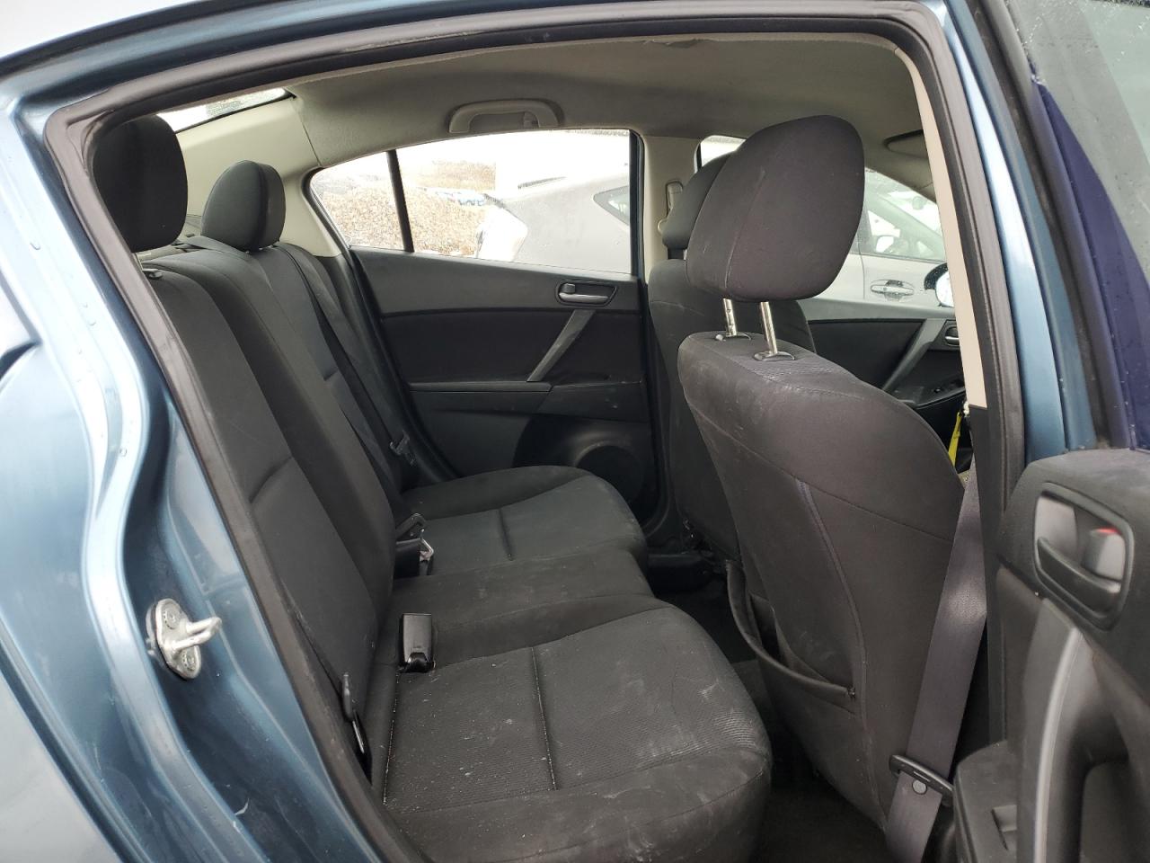 2010 Mazda 3 - Image 10