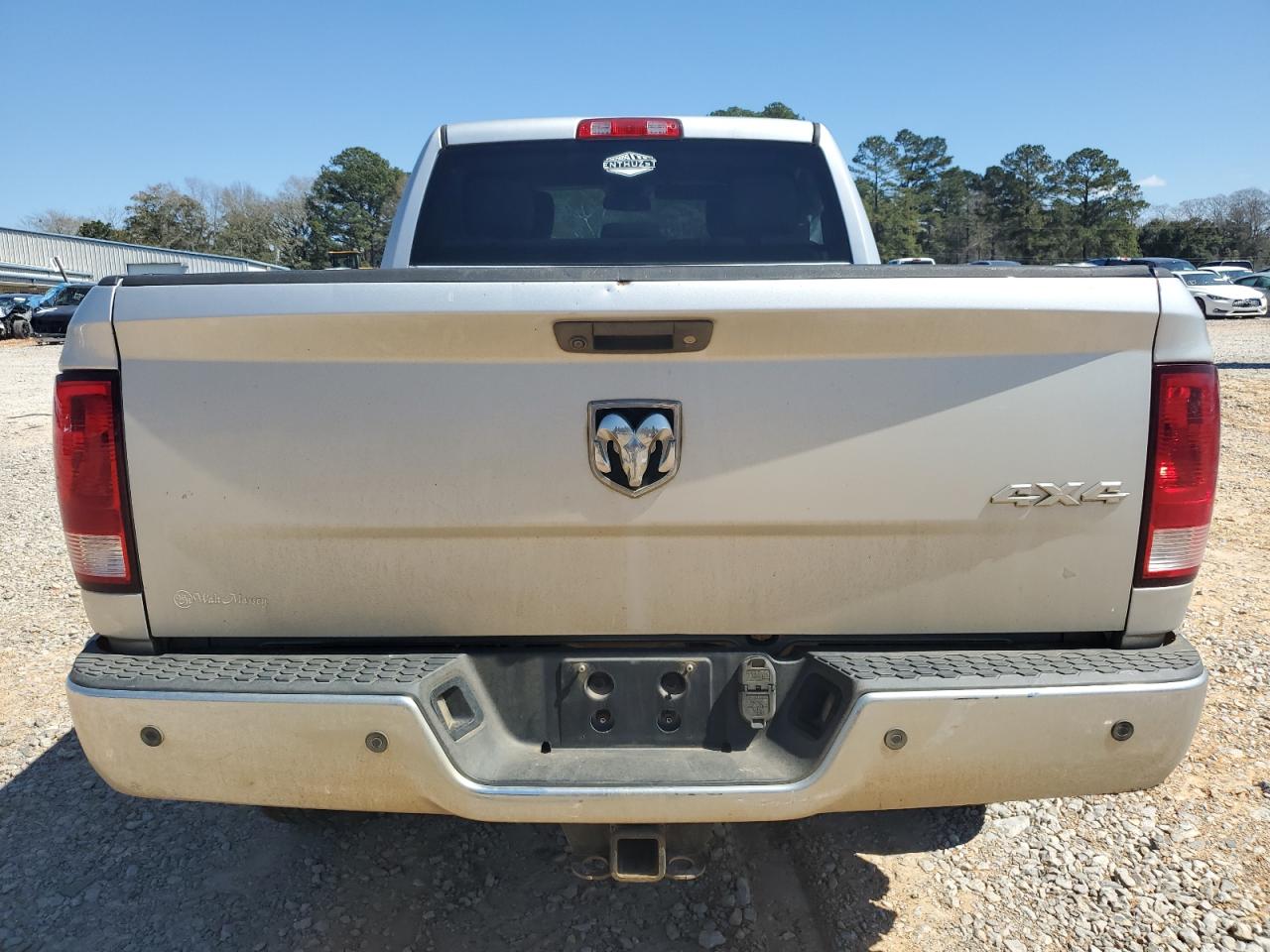 2014 RAM 2500 - Image 6