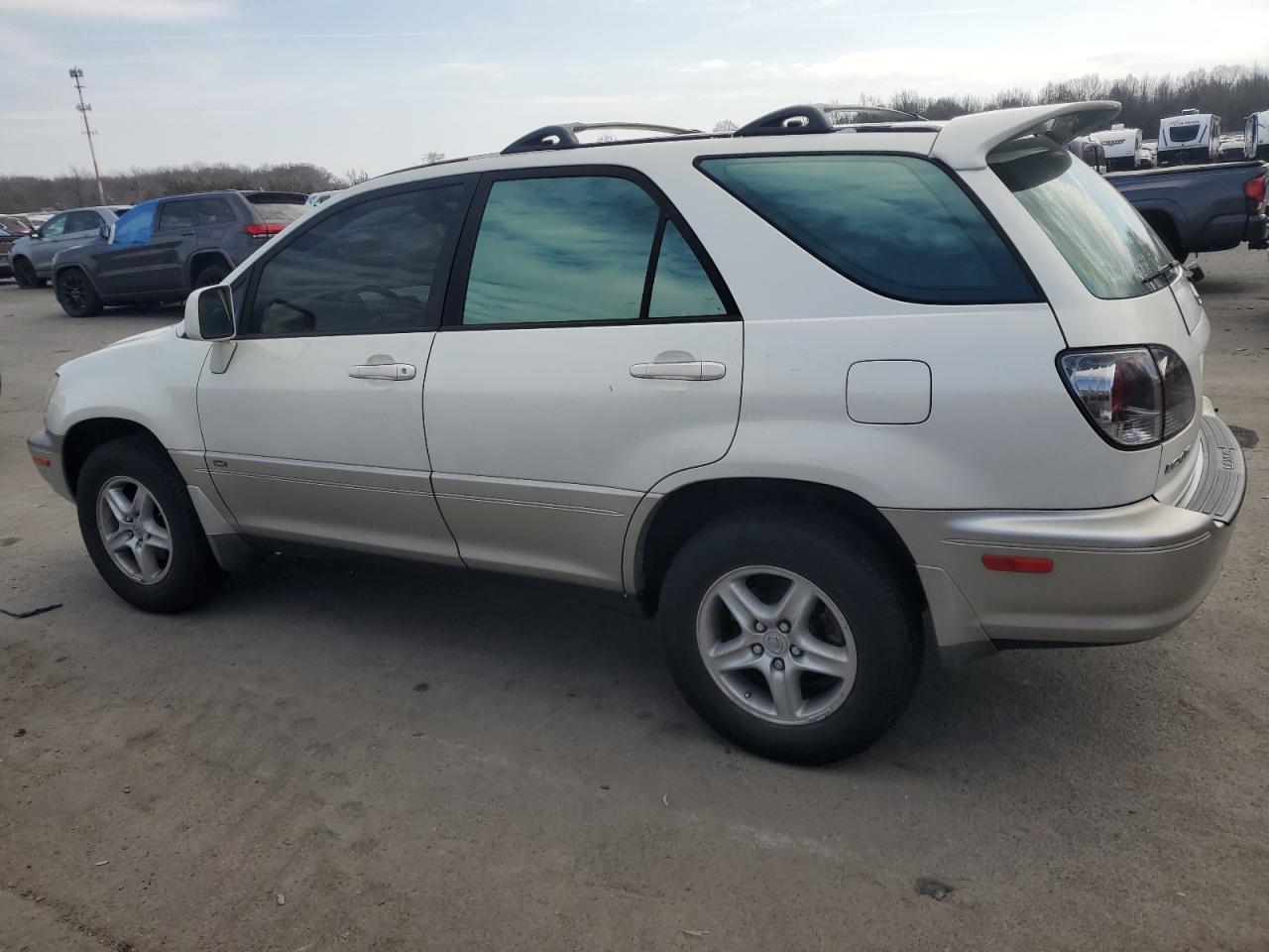 2002 Lexus RX - Image 2