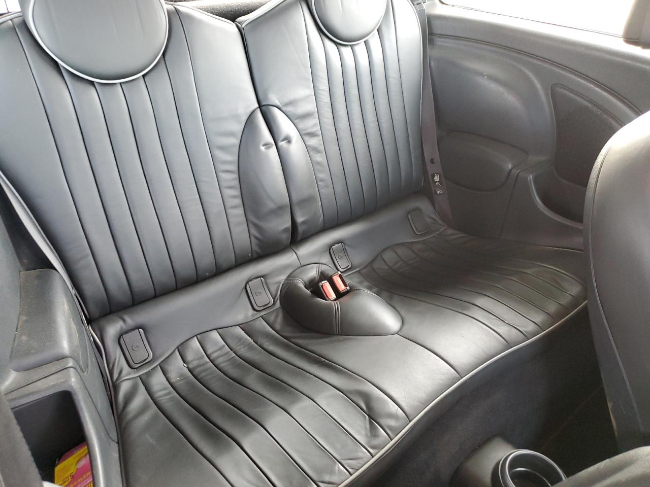 2006 MINI Cooper - Image 10