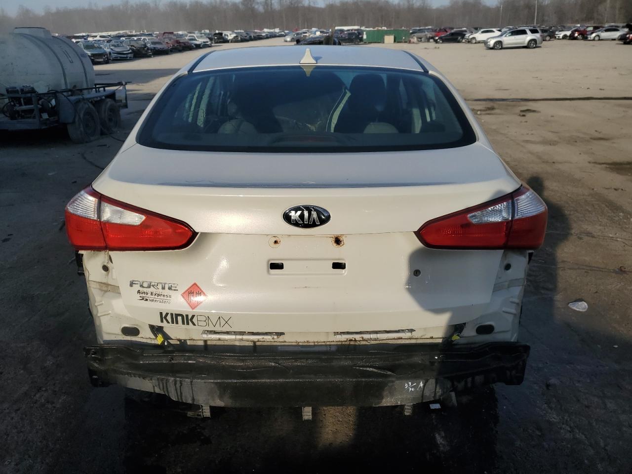 2014 Kia Forte - Image 6
