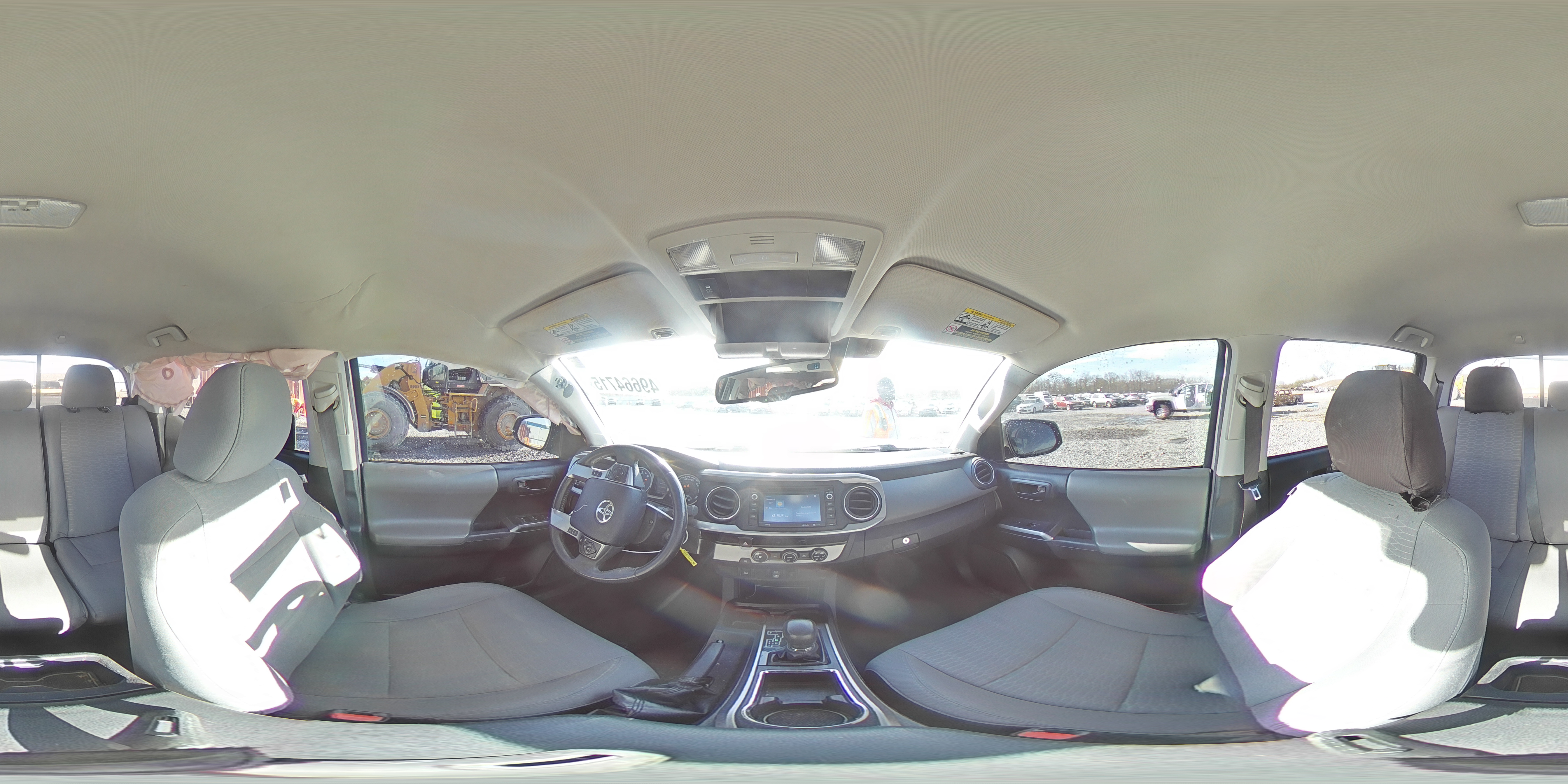 2018 Toyota Tacoma - Image 14