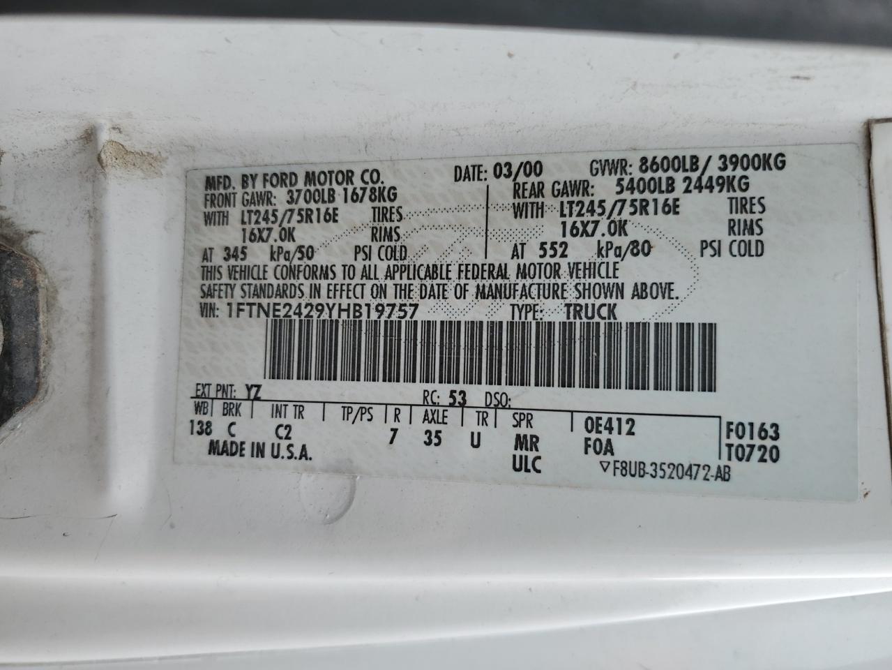 2000 Ford Econoline - Image 13