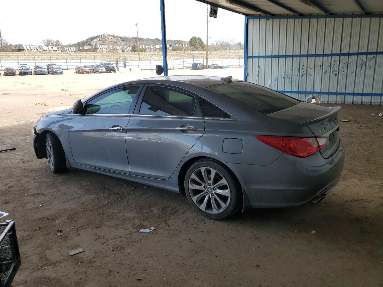 2013 Hyundai Sonata - Image 2