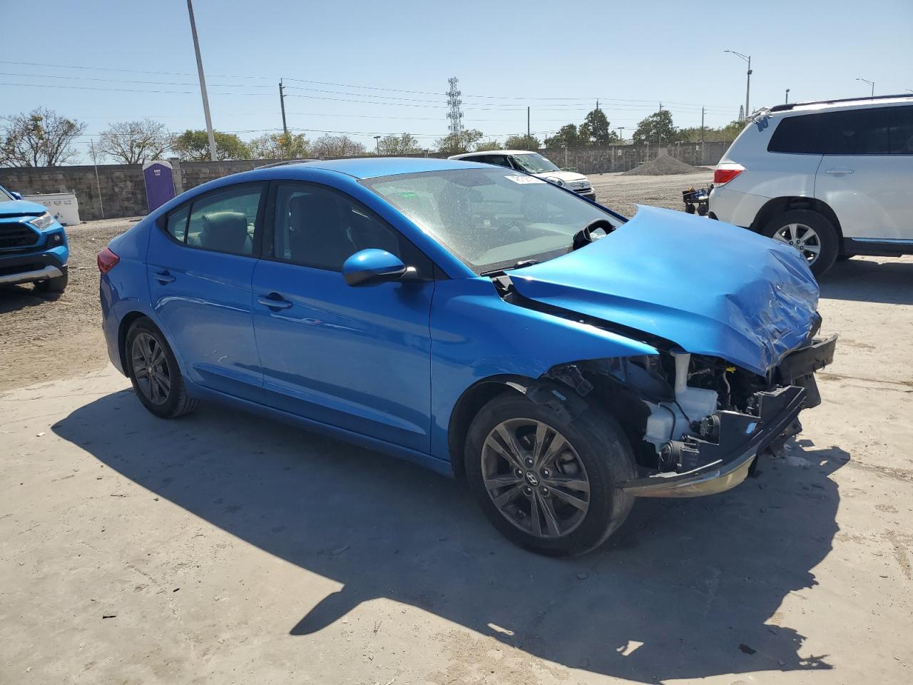 2017 Hyundai Elantra - Image 4