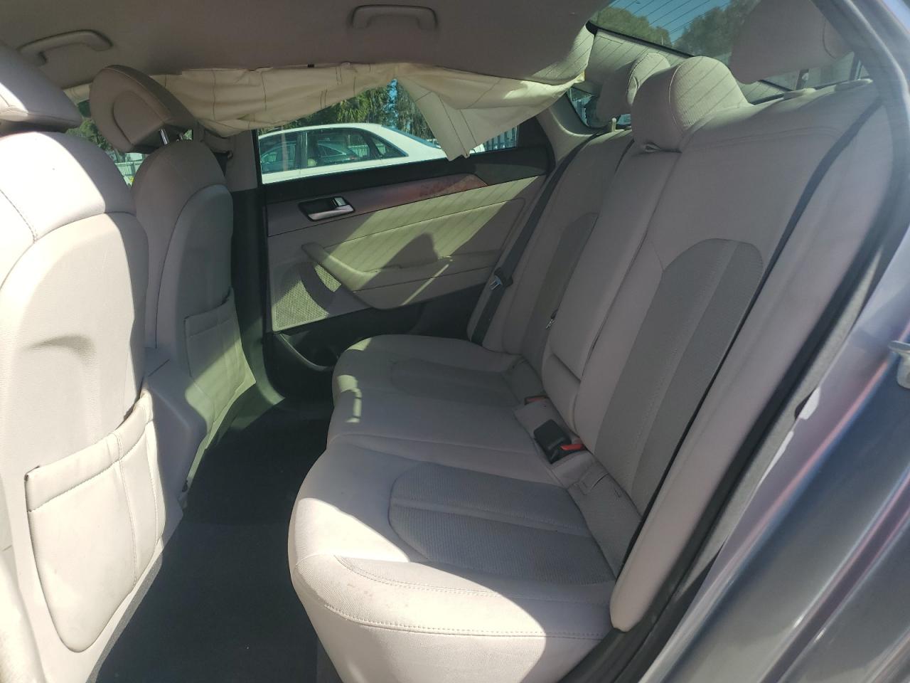 2015 Hyundai Sonata - Image 10