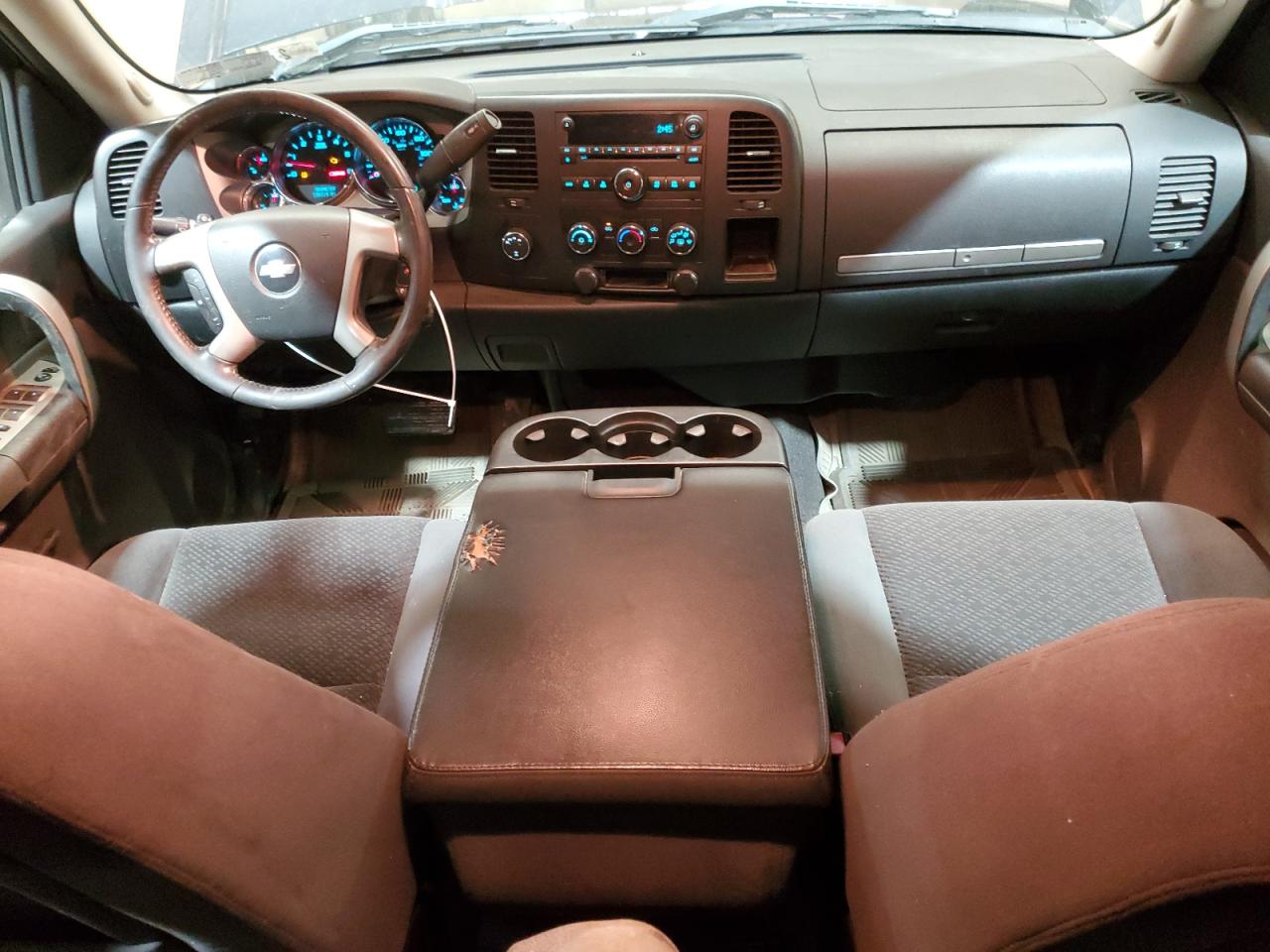 2008 Chevrolet Silverado - Image 8