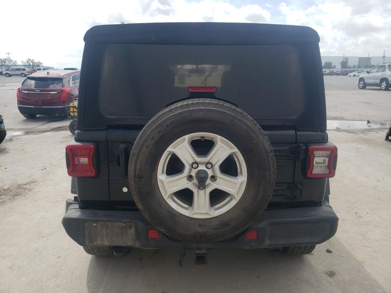 2020 Jeep Wrangler - Image 6