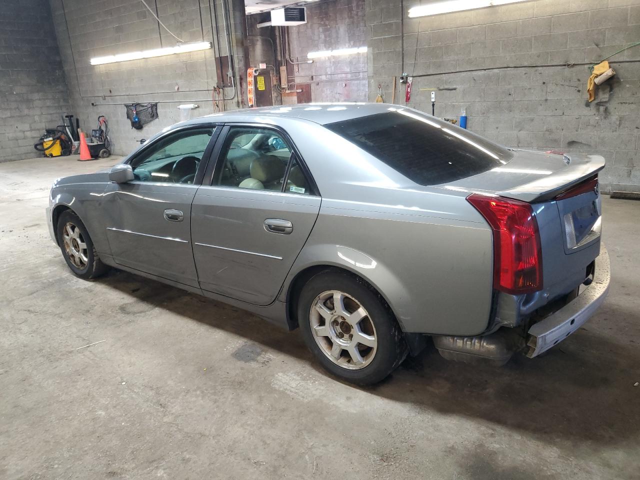 2004 Cadillac CTS - Image 2
