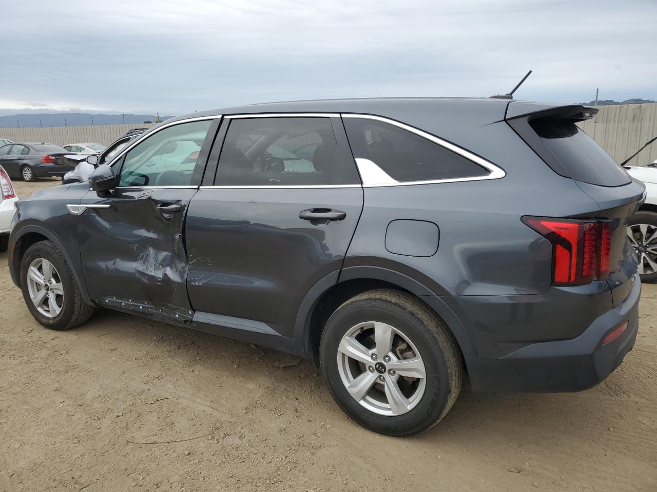 2021 Kia Sorento - Image 2