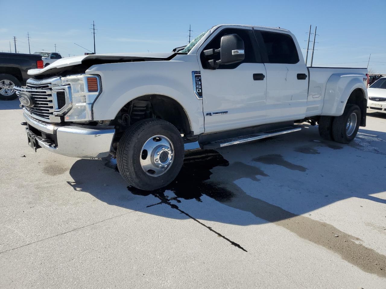 2020 Ford F350 Super Duty for Sale in Haslet, TX - Top/Roof