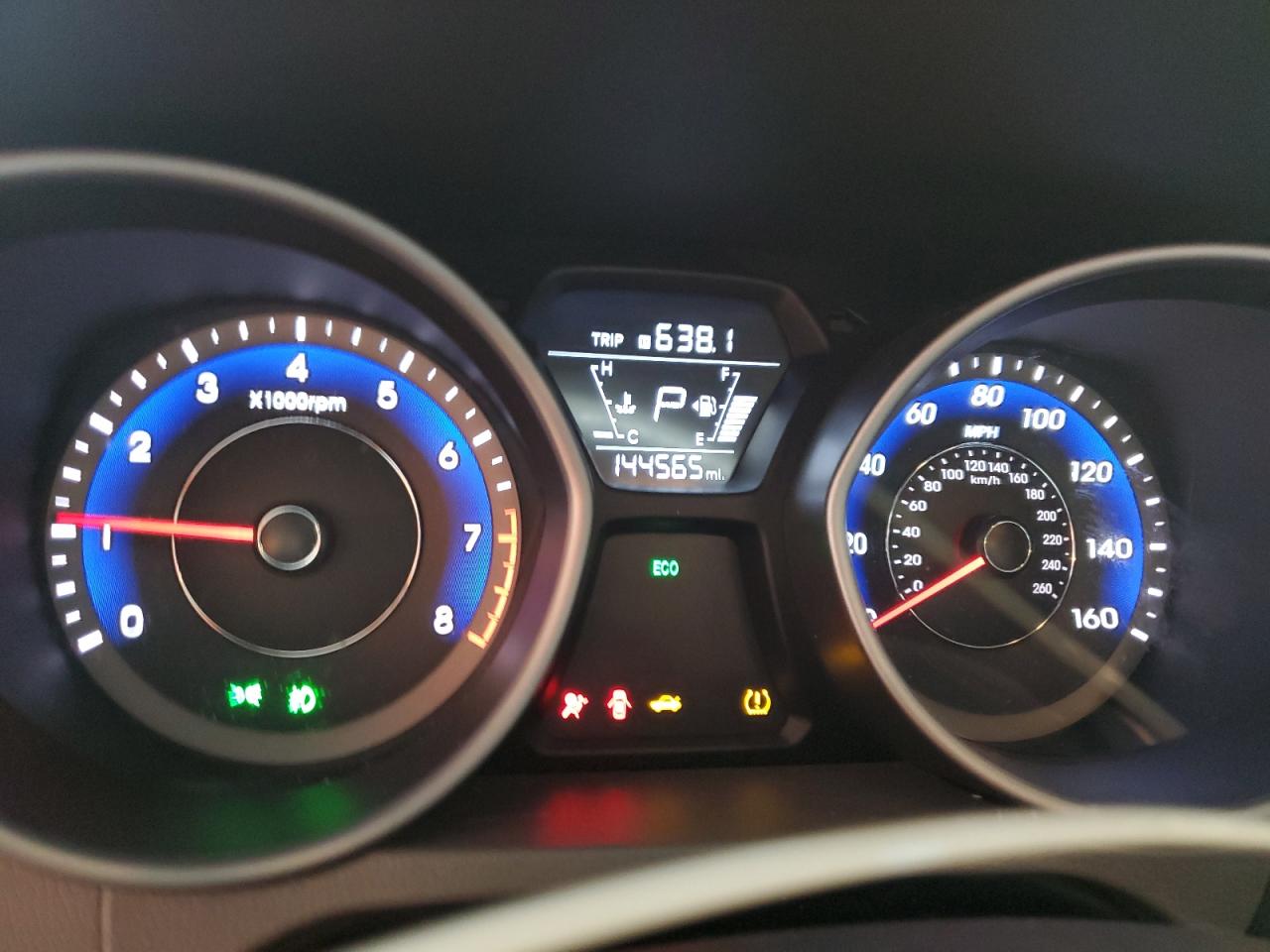 2014 Hyundai Elantra - Image 9