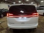 2022 Chrysler Pacifica Touring L na sprzedaż w Lansing, MI - Side