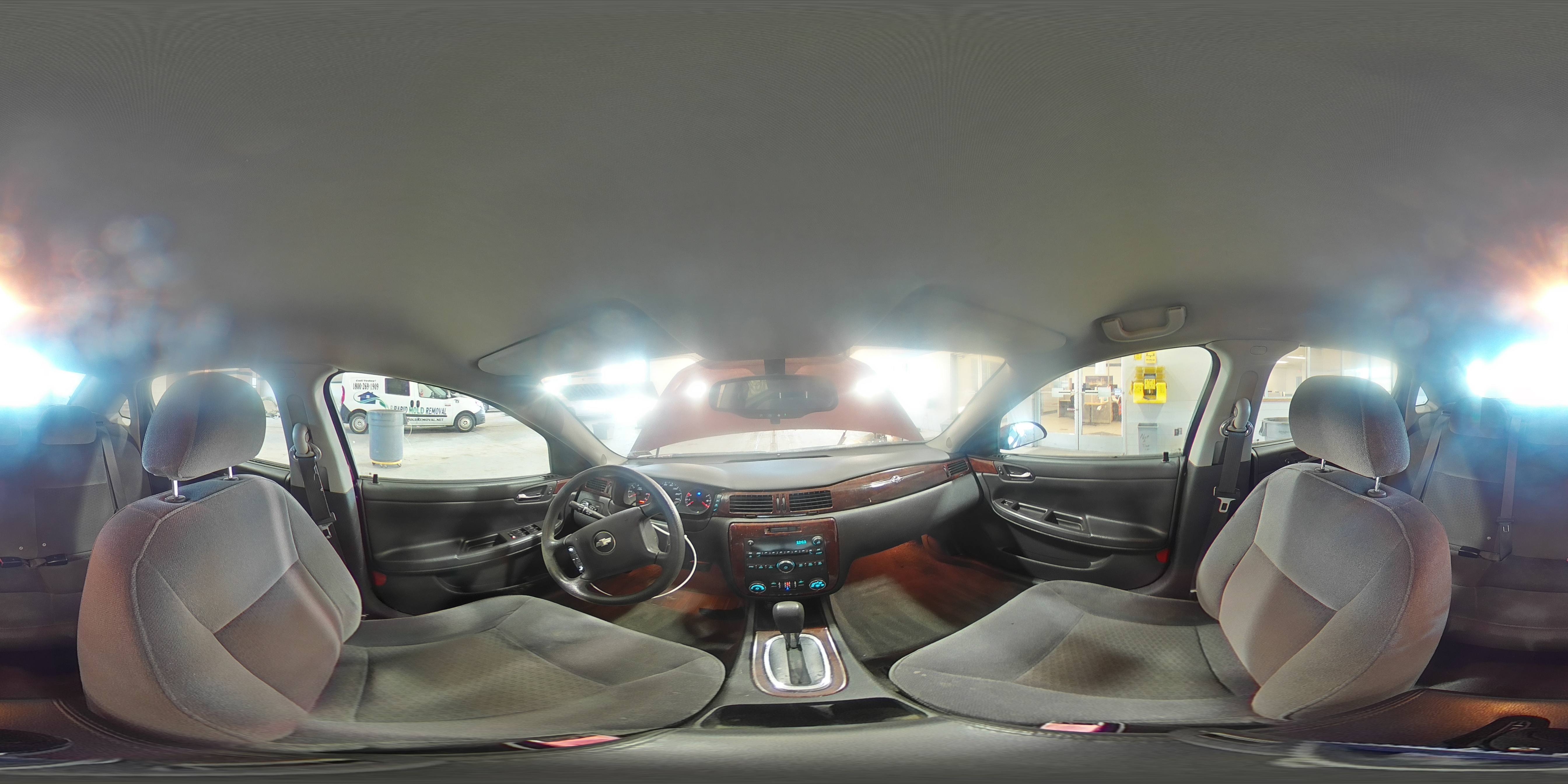 2008 Chevrolet Impala - Image 13