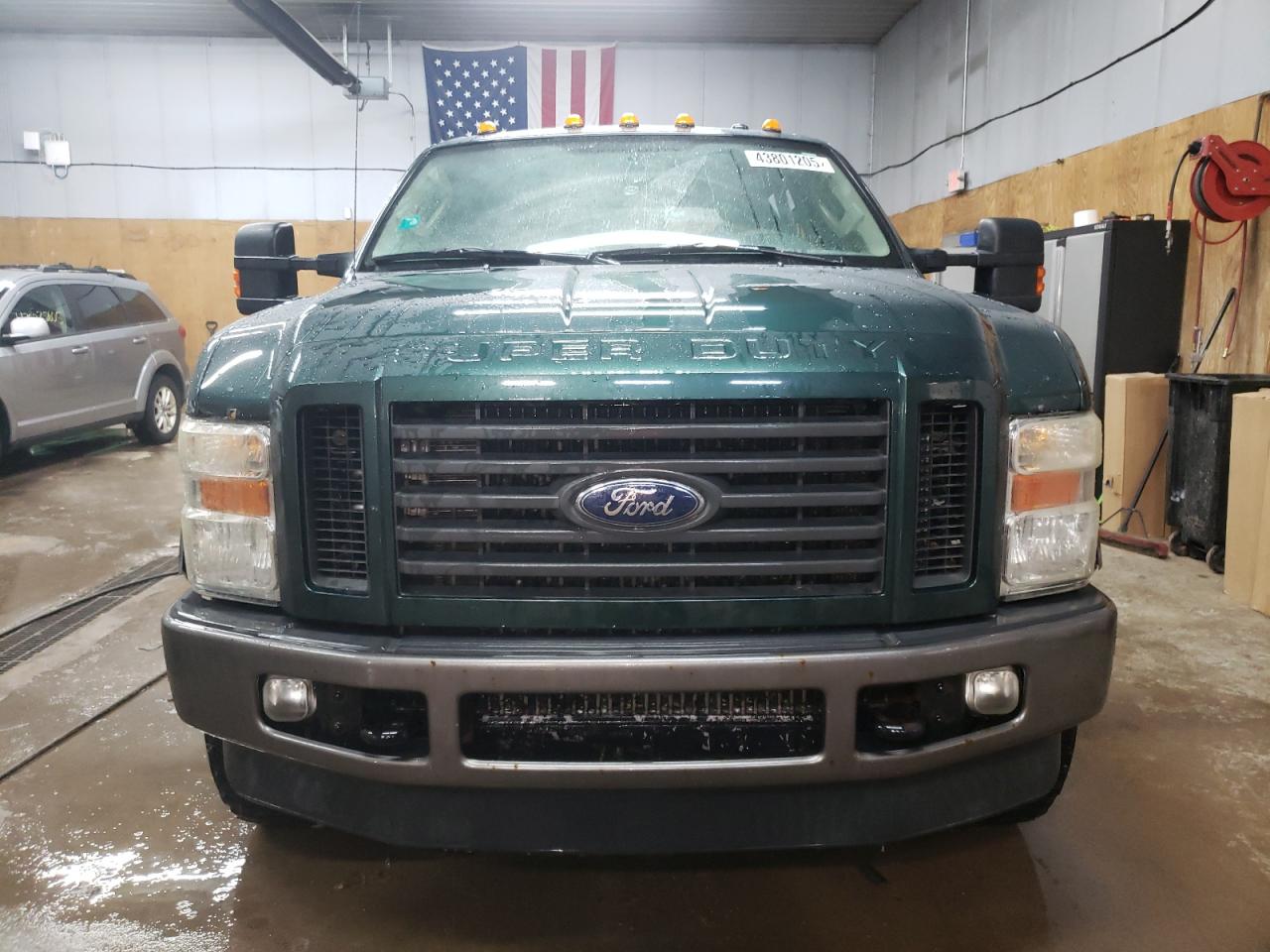 2010 Ford F350 - Image 5