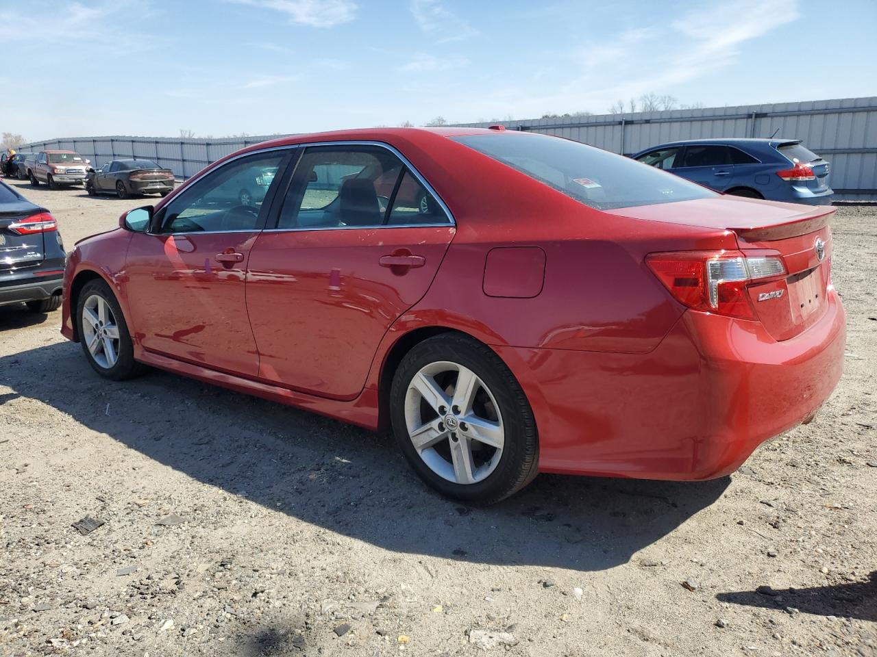 2014 Toyota Camry - Image 2