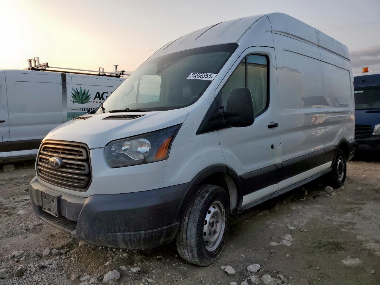 2017 Ford Transit T-250 for Sale in Grand Prairie, TX - Minor Dent/Scratches