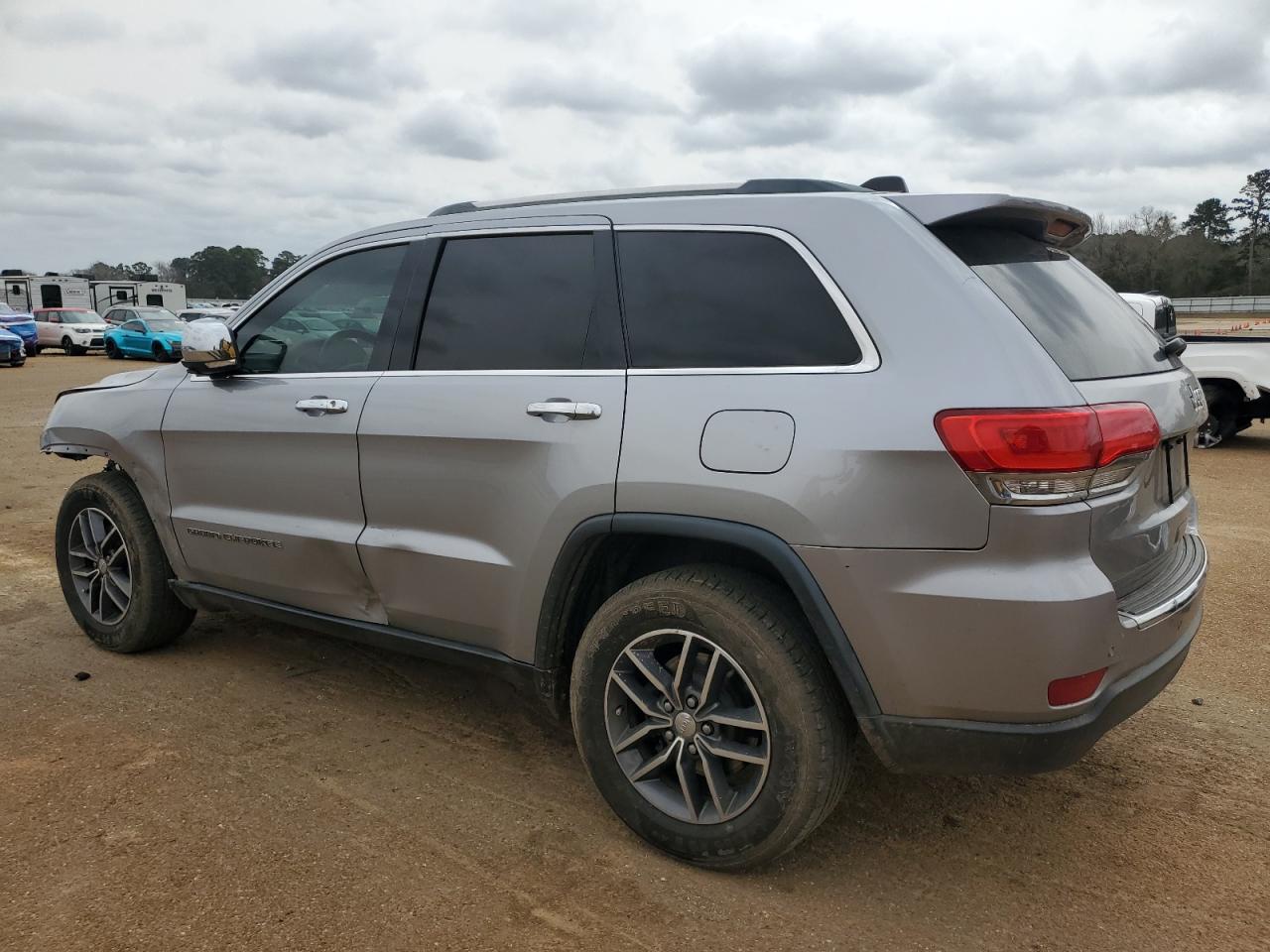 2018 Jeep Grand Cherokee - Image 2