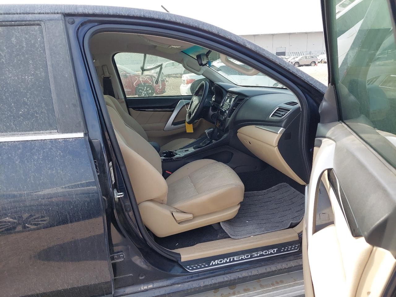 NMEMC21X0HH003815 - 2017 Mitsubishi MONTERO LI - #50849295