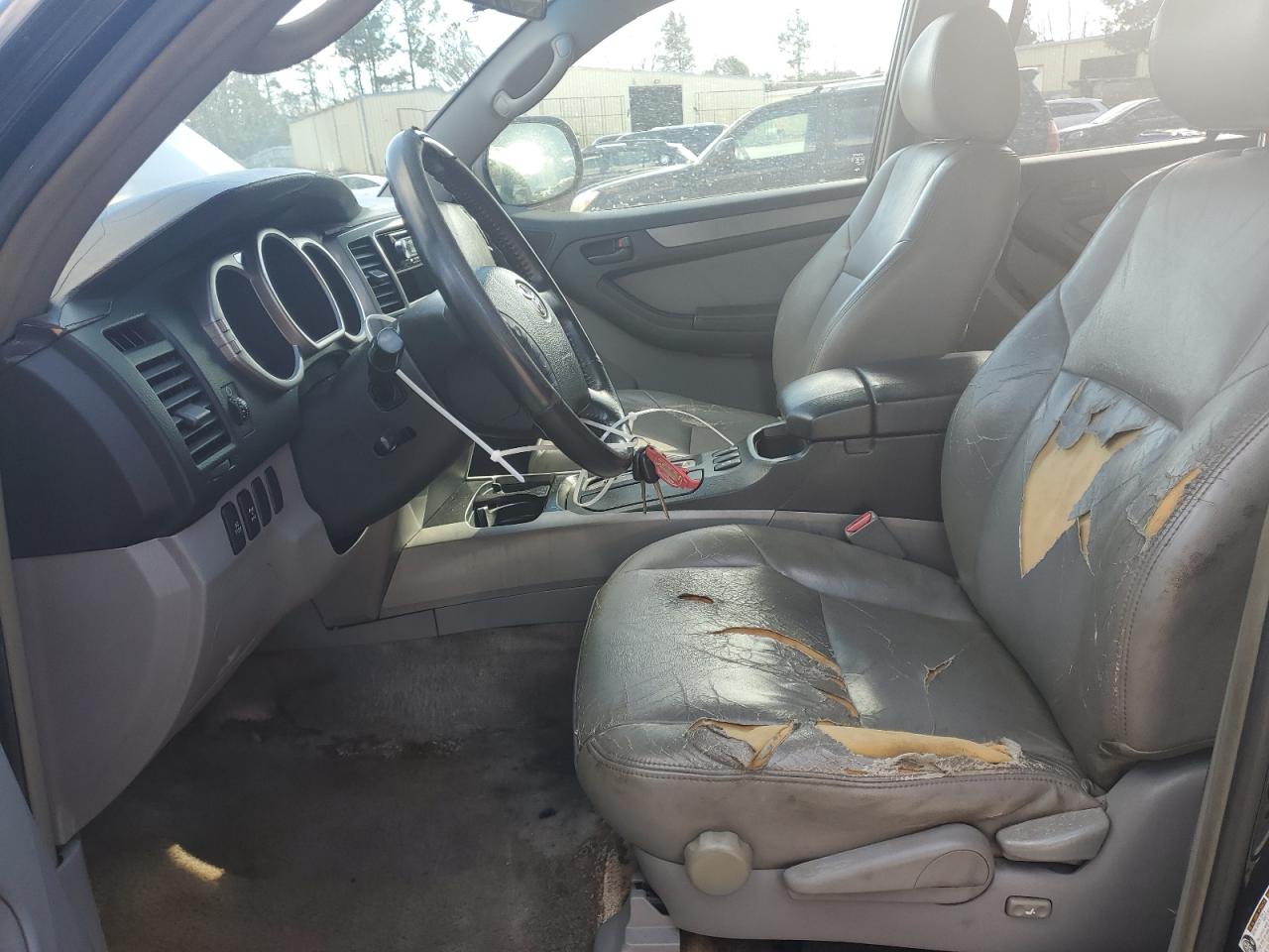 2005 Toyota 4Runner - Image 7