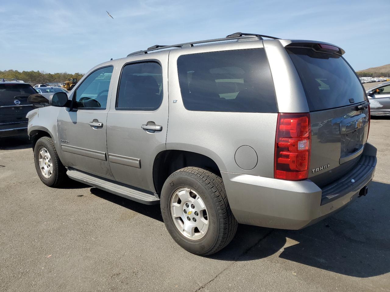 2012 Chevrolet Tahoe - Image 2