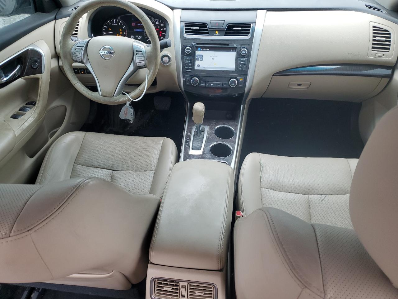 2015 Nissan Altima - Image 8