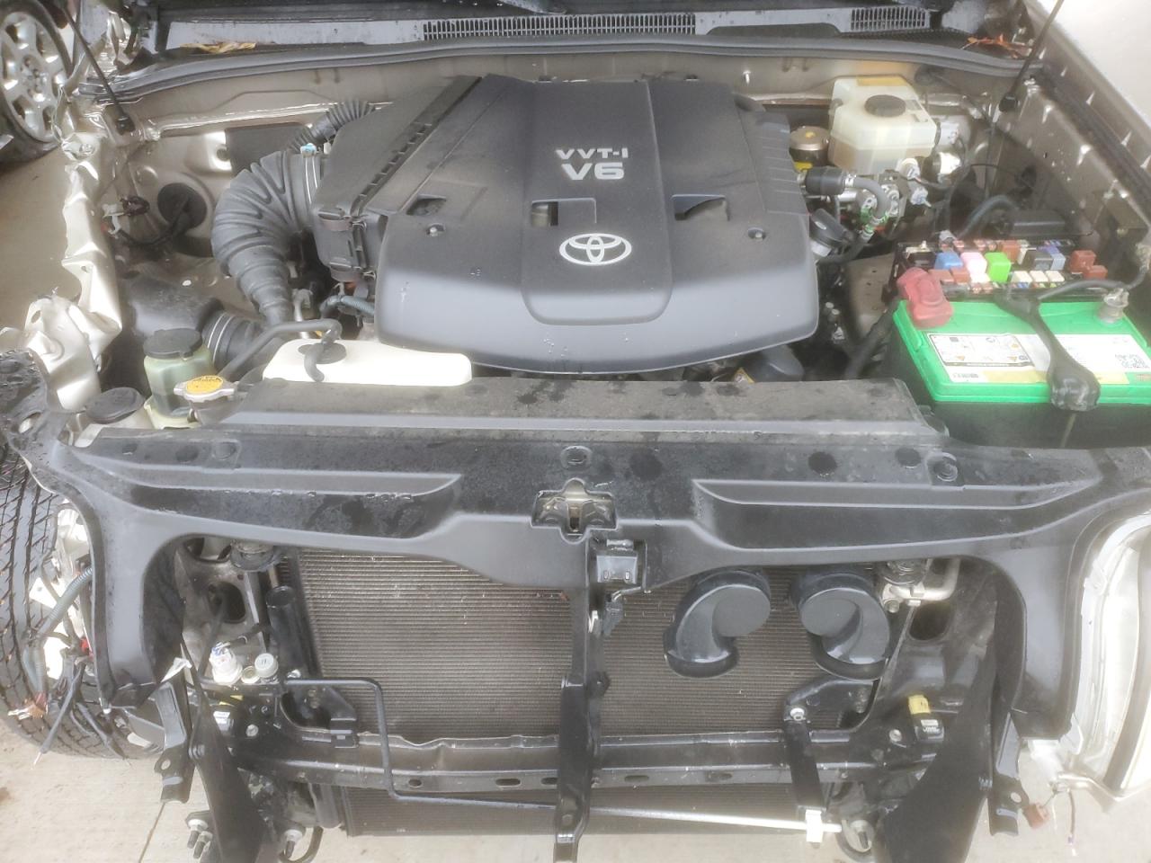 2003 Toyota 4Runner - Image 12