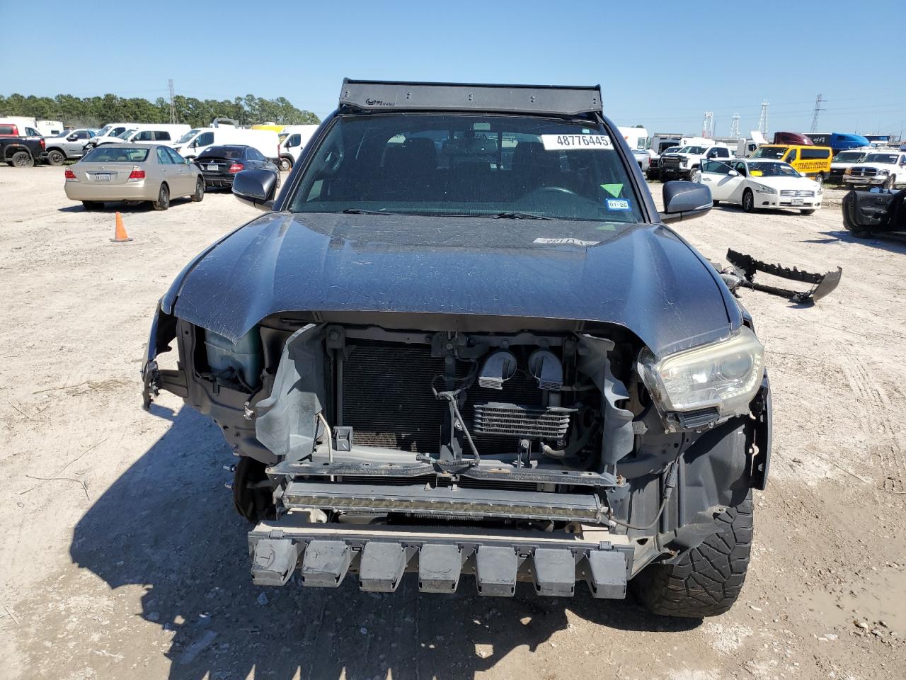 2016 Toyota Tacoma - Image 5