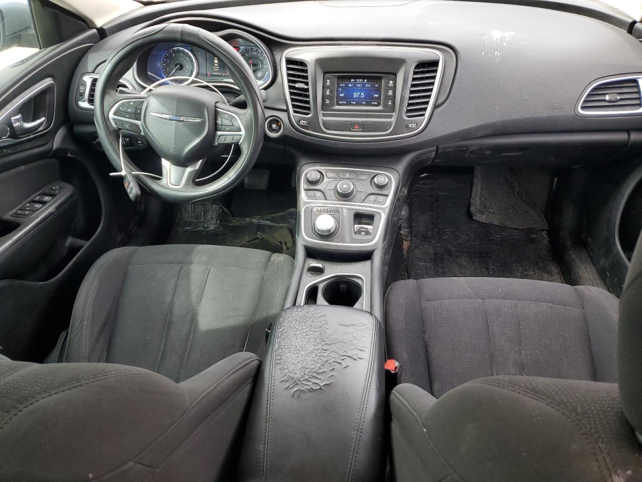 2015 Chrysler 200 - Image 8
