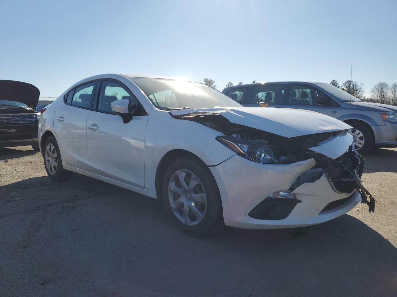 2015 Mazda 3 - Image 4