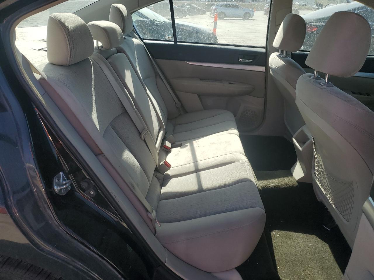 2014 Subaru Legacy - Image 10