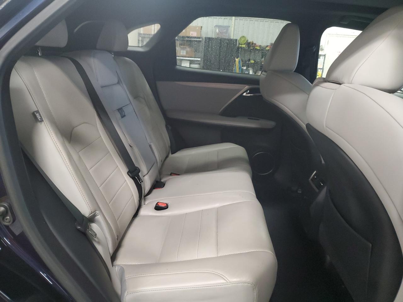 2016 Lexus RX - Image 11