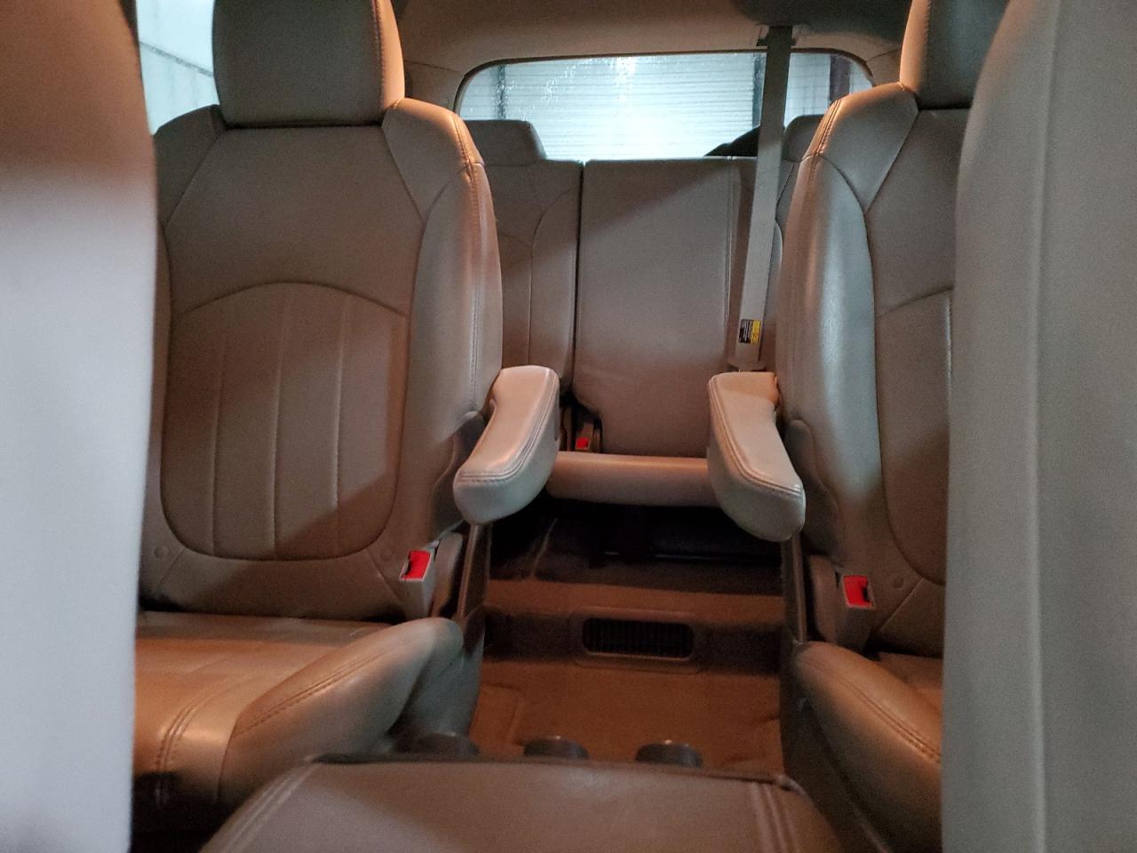 2017 Buick Enclave - Image 10