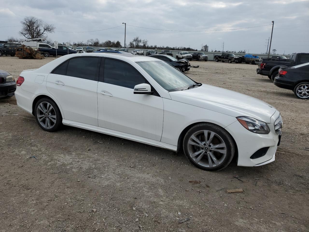2015 Mercedes-Benz E-klasse - Image 4