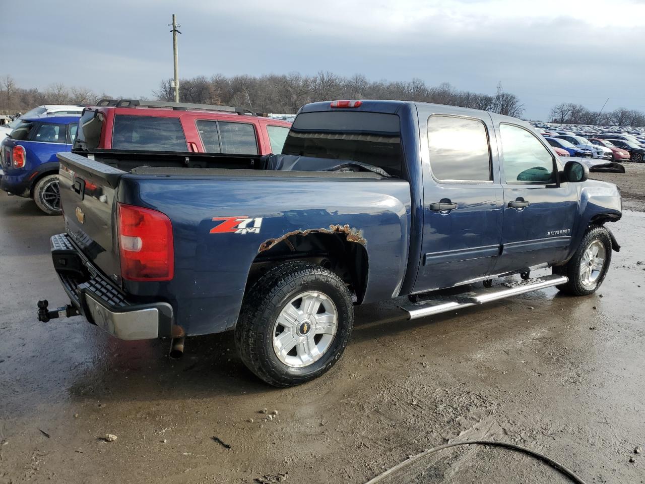 2012 Chevrolet Silverado - Image 3