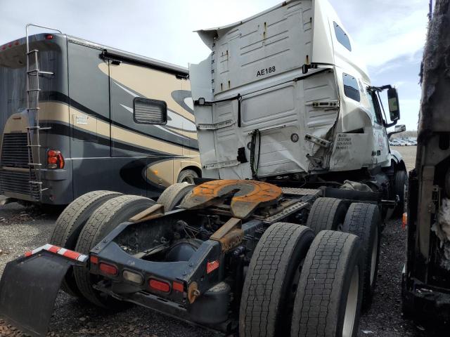 2021 VOLVO VN VNL