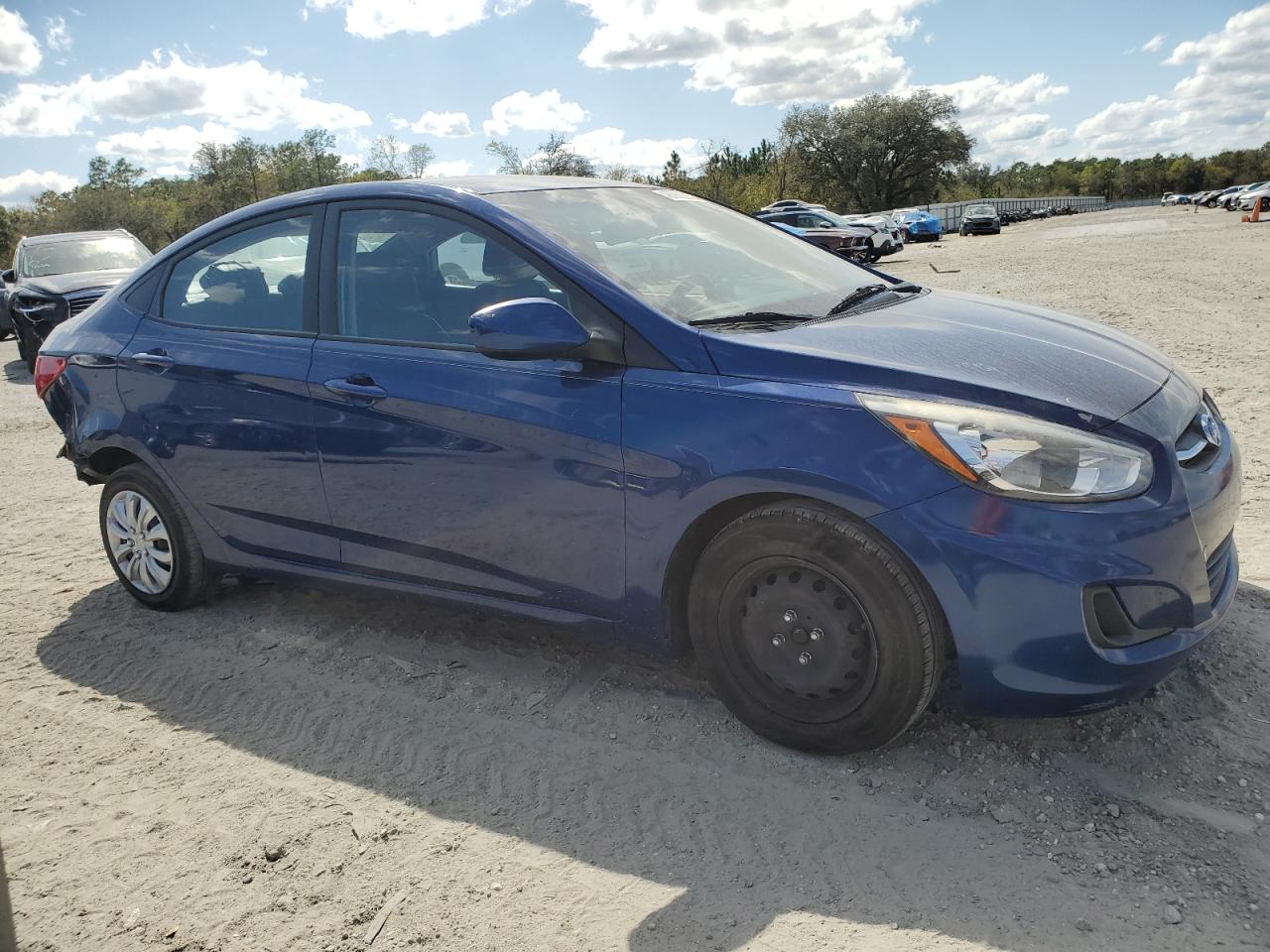 2016 Hyundai Accent - Image 4