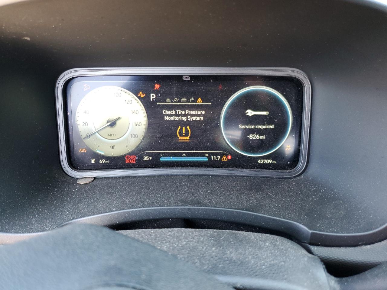 2023 Hyundai Kona - Image 9