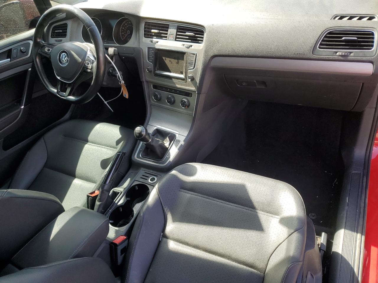 2015 Volkswagen Golf - Image 8
