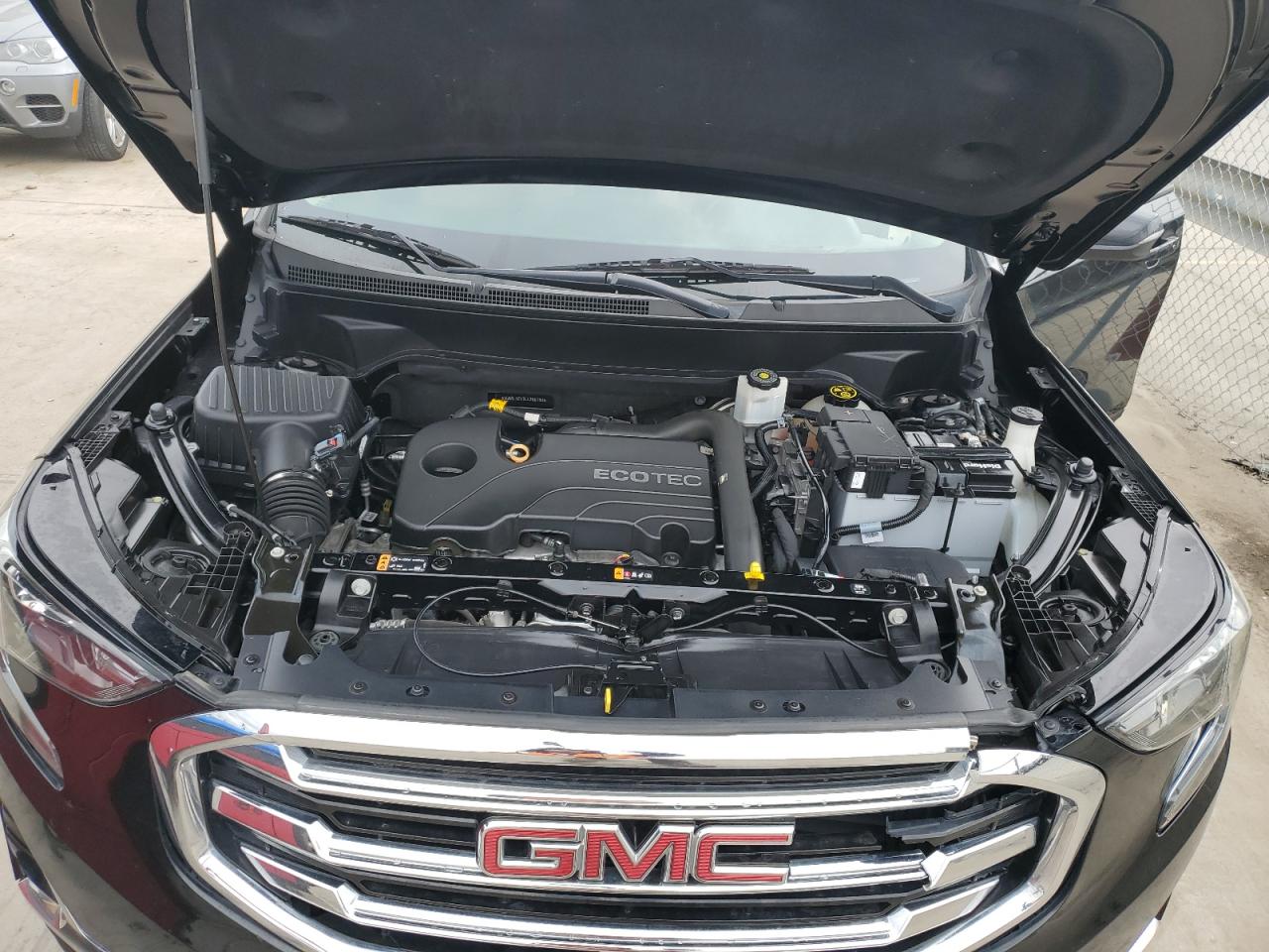 2020 GMC Terrain - Image 12